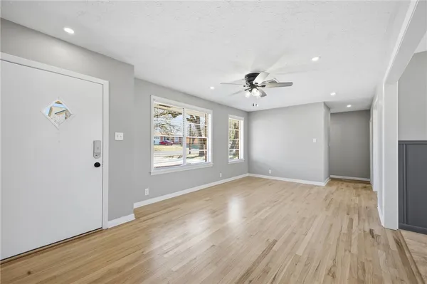 $2,200 | 212 Helena Street, Bryan, TX 77801