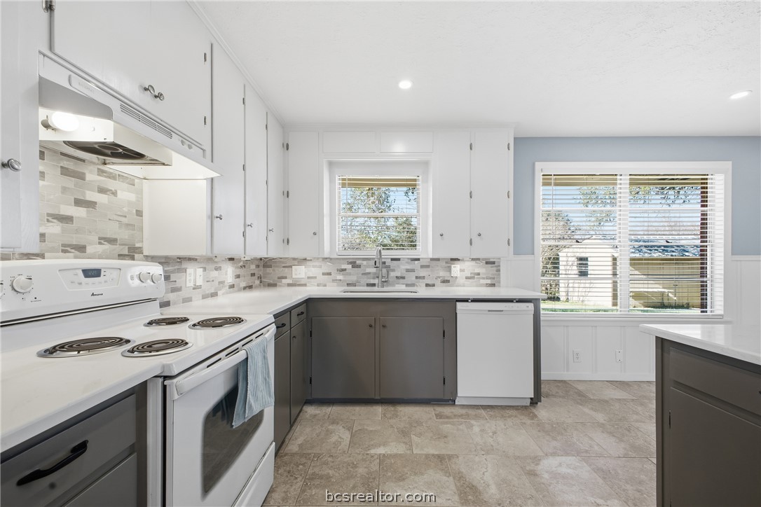 212 Helena Street Bryan, TX 77801 - Photo 7 of 25