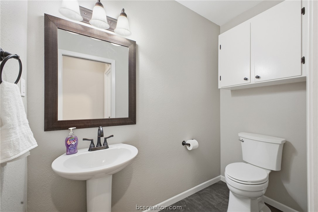 212 Helena Street Bryan, TX 77801 - Photo 10 of 25