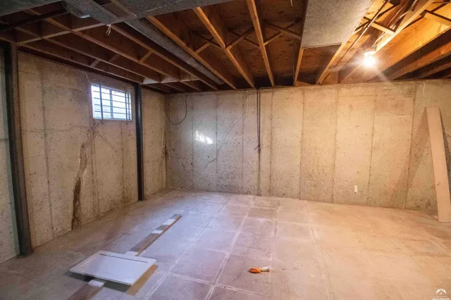 $335,000 | 3415 Trail Road, Lawrence, KS 66049