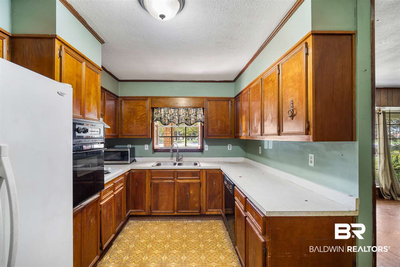 107 Bay View Drive Daphne, AL 36526 - Photo 17 of 23