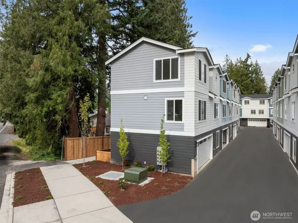 $699,000 | 19505 Damson Road, Unit A2, Lynnwood, WA 98036