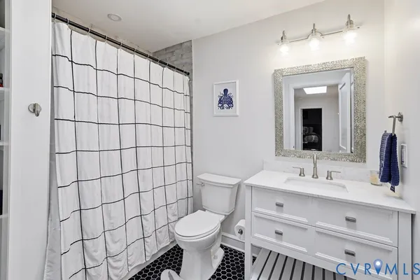 $1,095,000 | 4400 South Willetta Drive, Richmond, VA 23221