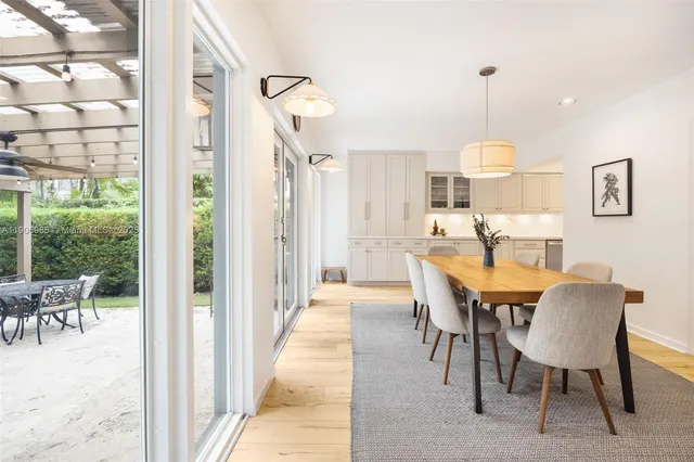 a view of a dining room and livingroom view