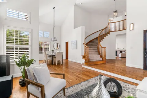 $1,348,000 | 258 El Pueblo Place, Clayton, CA 94517