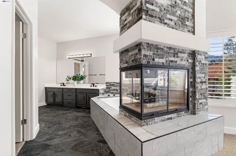 $1,348,000 | 258 El Pueblo Place, Clayton, CA 94517