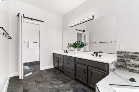 $1,348,000 | 258 El Pueblo Place, Clayton, CA 94517