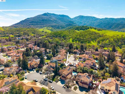 $1,348,000 | 258 El Pueblo Place, Clayton, CA 94517