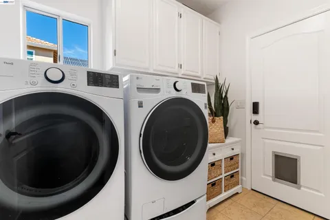 $1,348,000 | 258 El Pueblo Place, Clayton, CA 94517