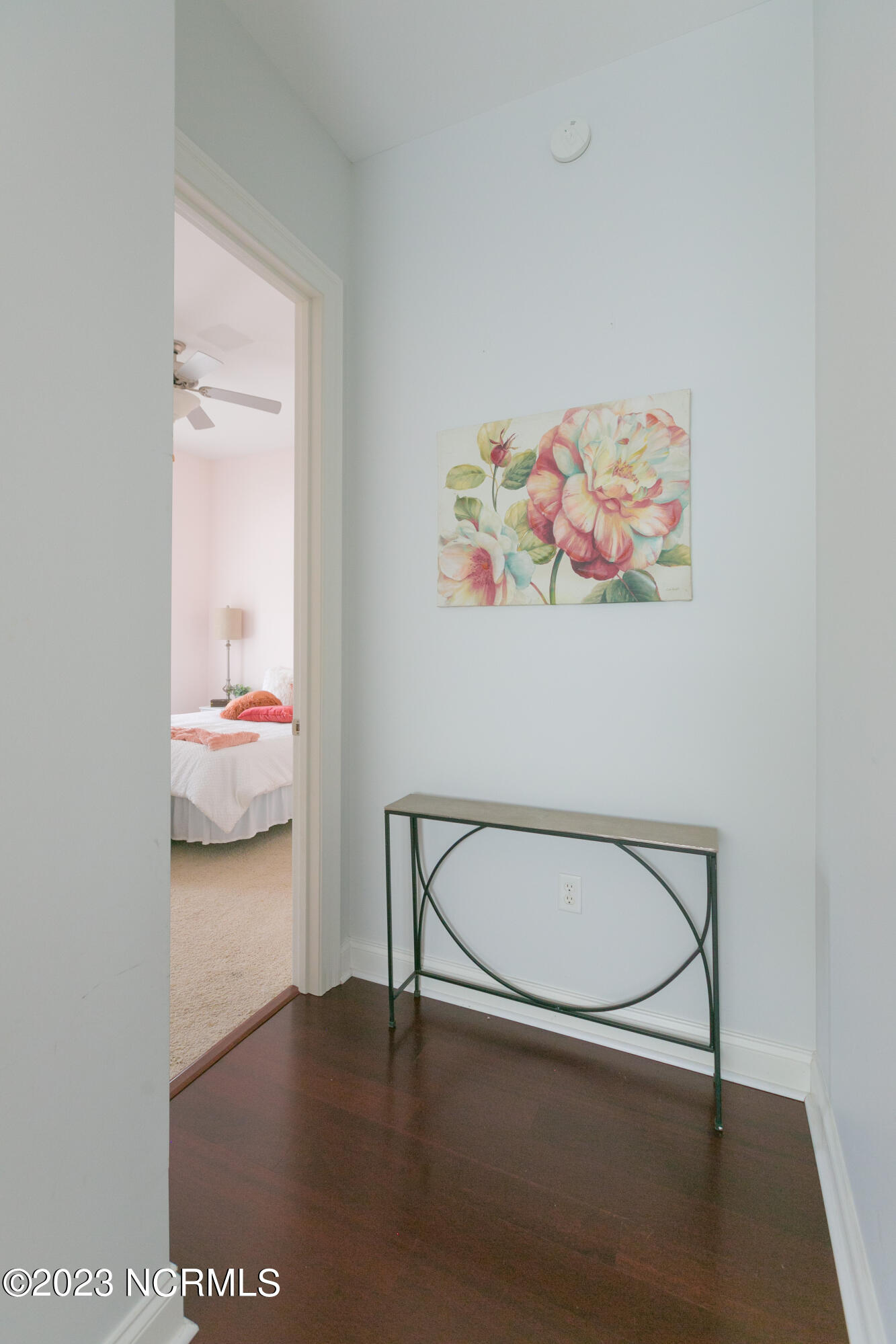 535 Tanbridge Road Wilmington, NC 28405 - Photo 30 of 50 Guest bedroom entrance
