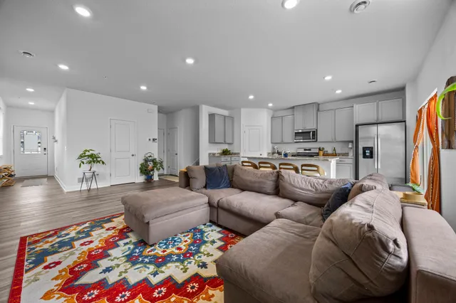 $367,400 | 11117 Balsam Pointe Trail, Dayton, MN 55327