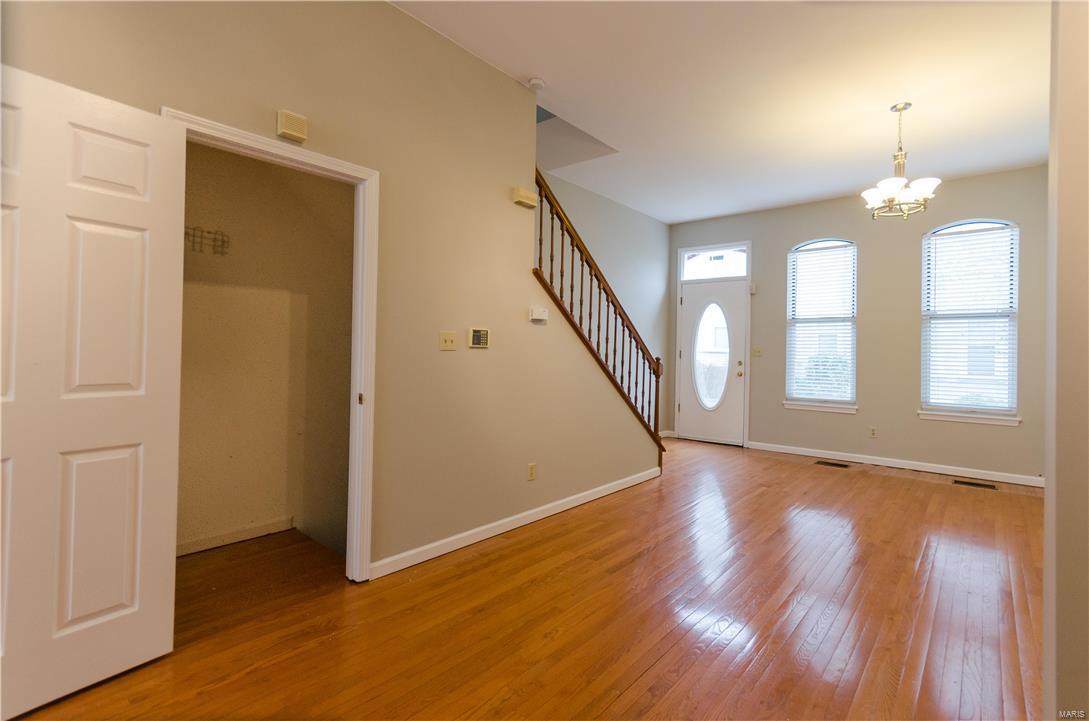 2311 Rutger Street, Unit F St. Louis, MO 63104 - Photo 3 of 24