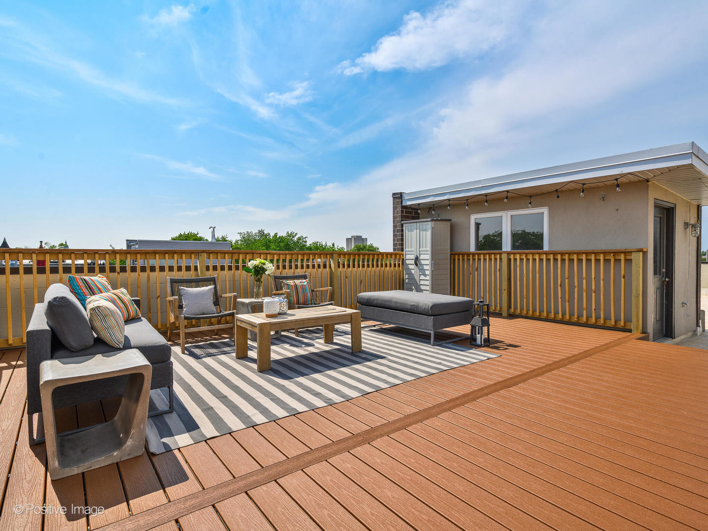 1832 West Rice Street, Unit 3 Chicago, IL 60622 - Photo 26 of 30 a terrace view with seating space