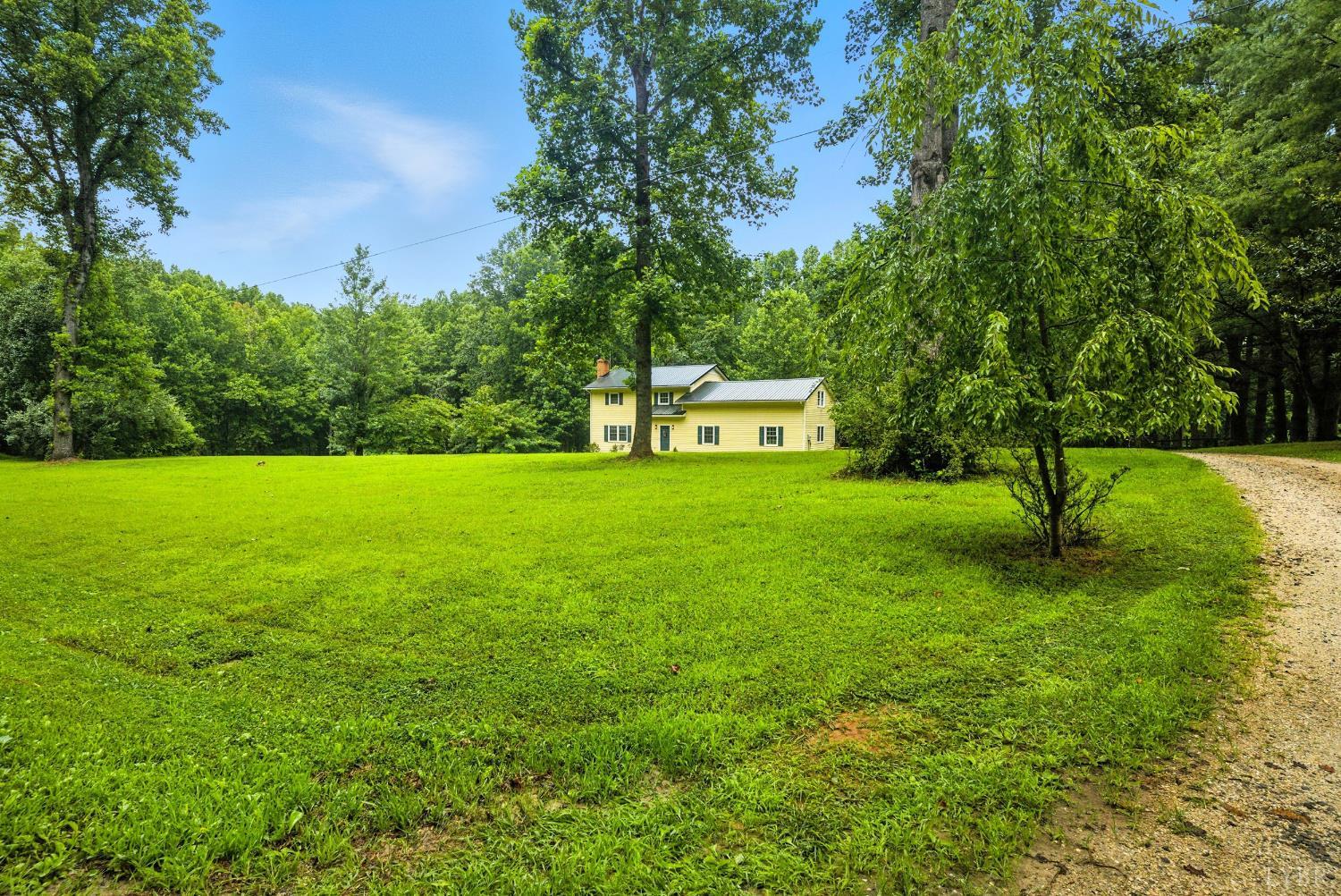 2078 Featherfin Road Prospect, VA 23960 - Photo 33 of 49 a view of a house with a yard