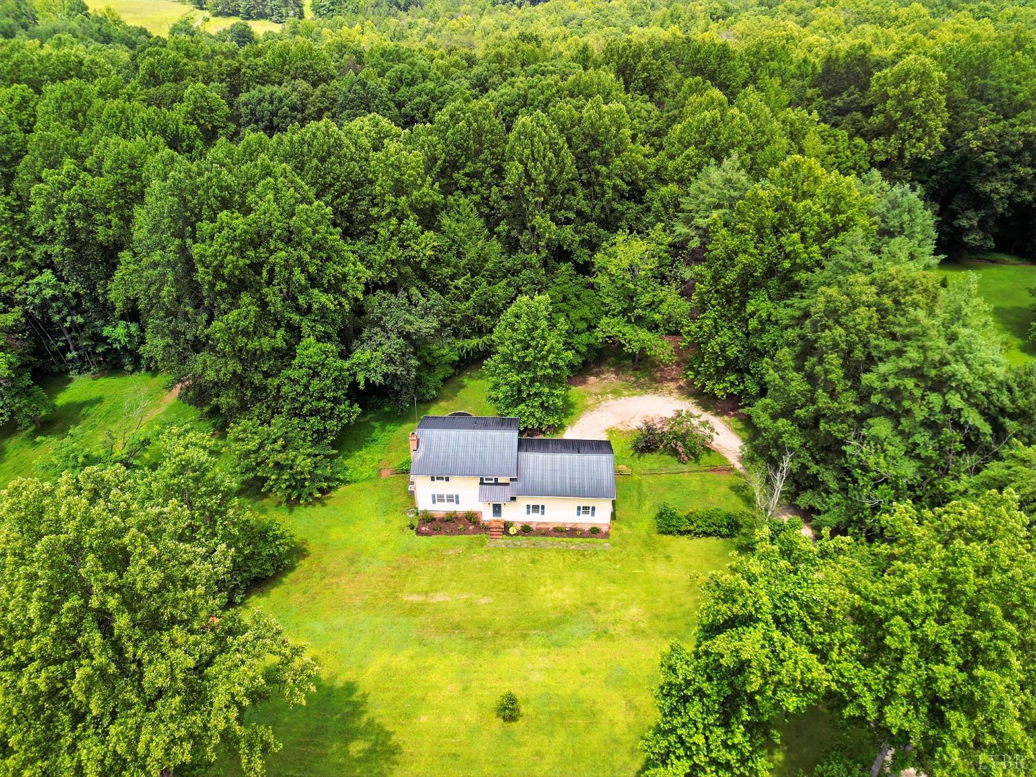 2078 Featherfin Road Prospect, VA 23960 - Photo 43 of 49 a view of a yard with seating area