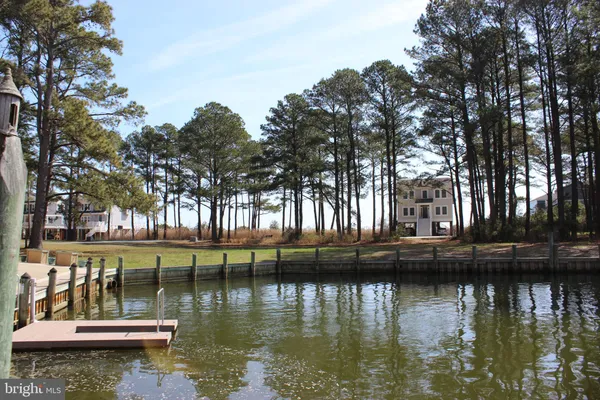 $95,000 | 800 Castaway Drive, Greenbackville, VA 23356