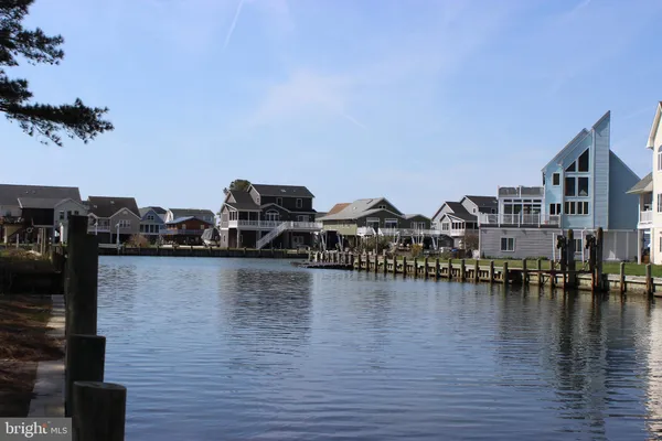 $95,000 | 800 Castaway Drive, Greenbackville, VA 23356