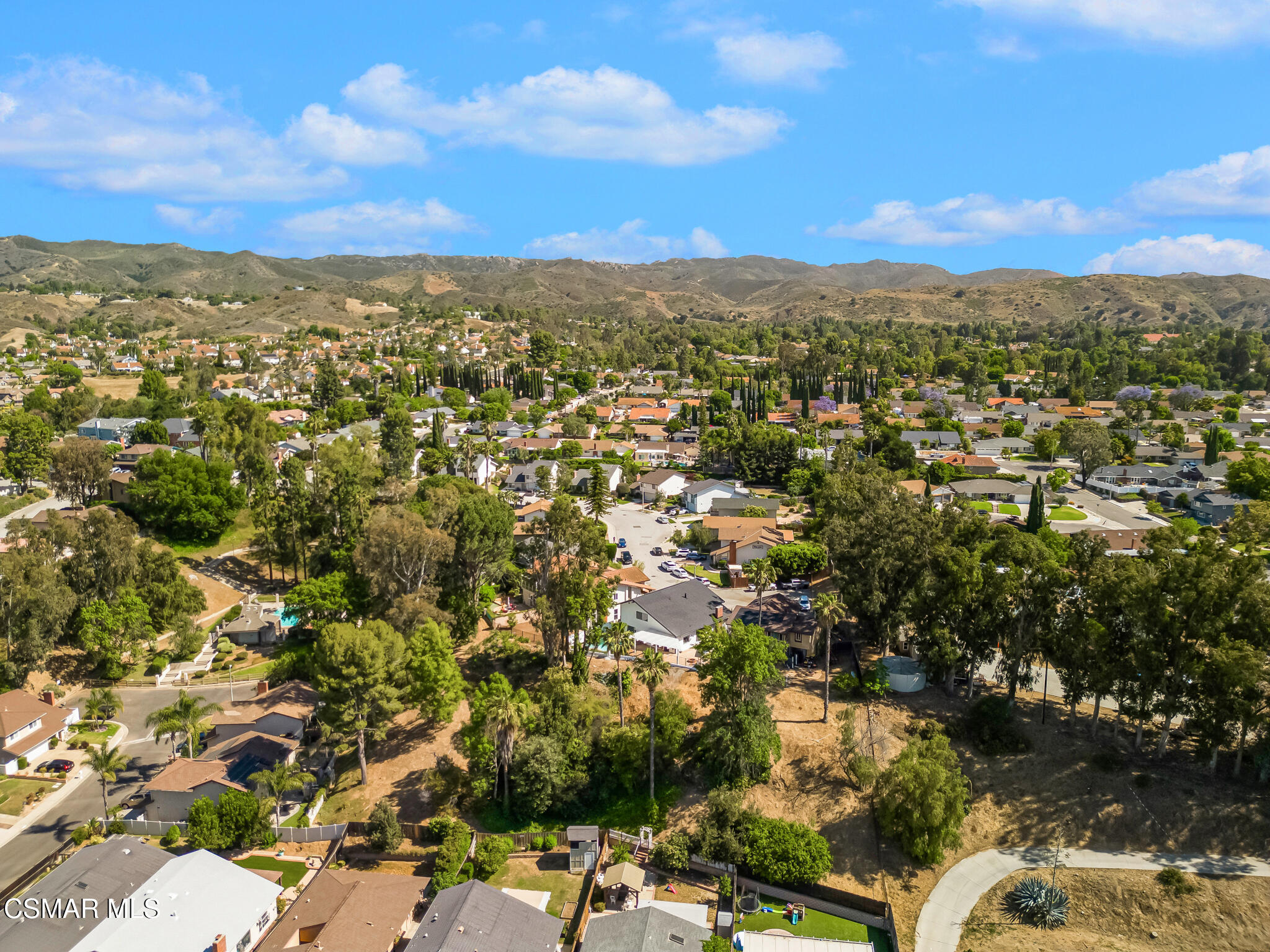 837 Hillview Circle Simi Valley, CA 93065 - Photo 33 of 37 an aerial view of residential houses with outdoor space and trees