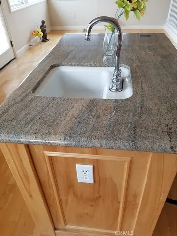 a close view of sink
