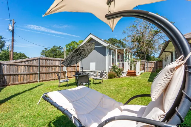 a view of outdoor space yard and patio