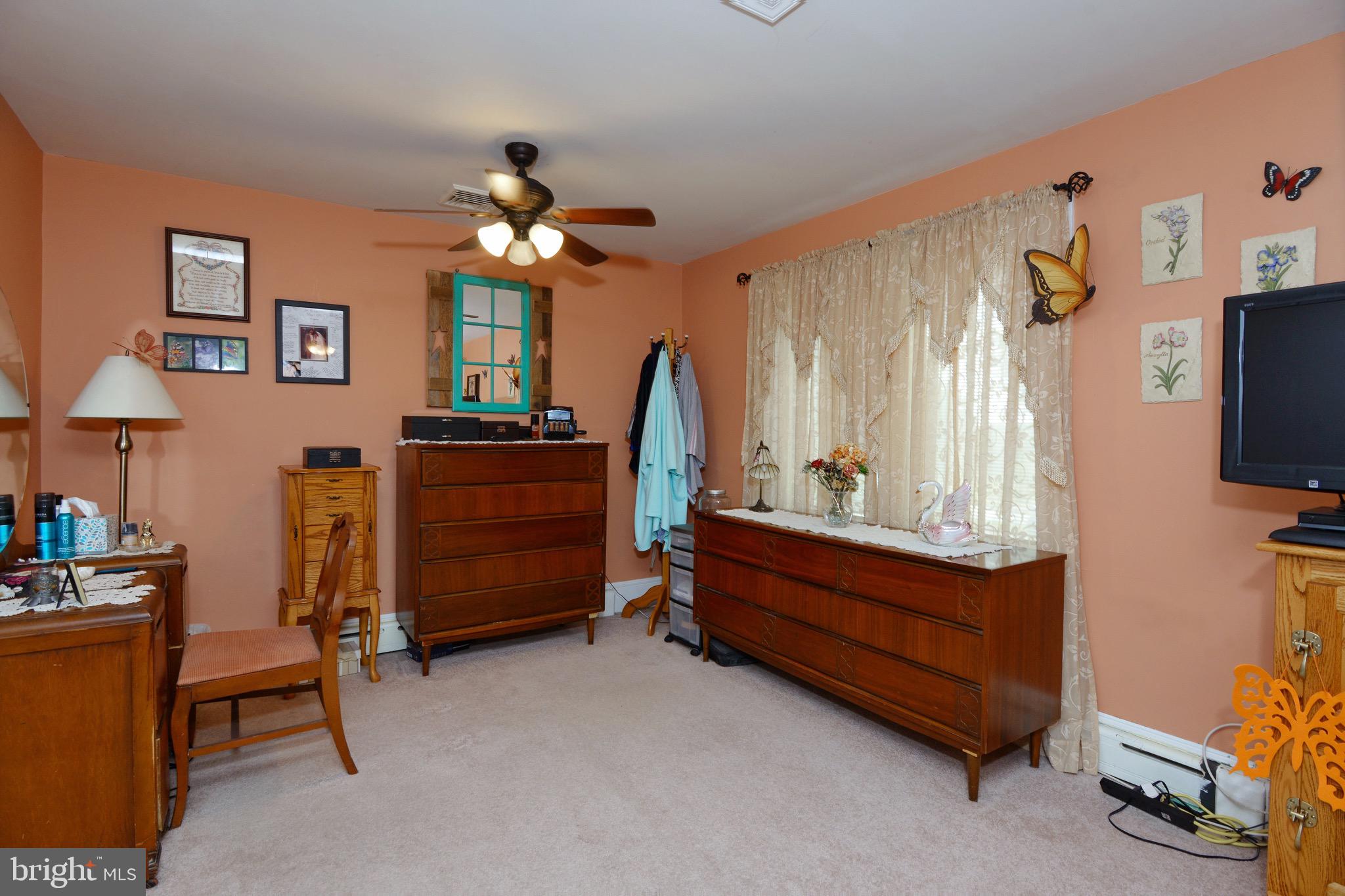 449 Landis Road Harleysville, PA 19438 - Photo 27 of 46 Second Bedroom