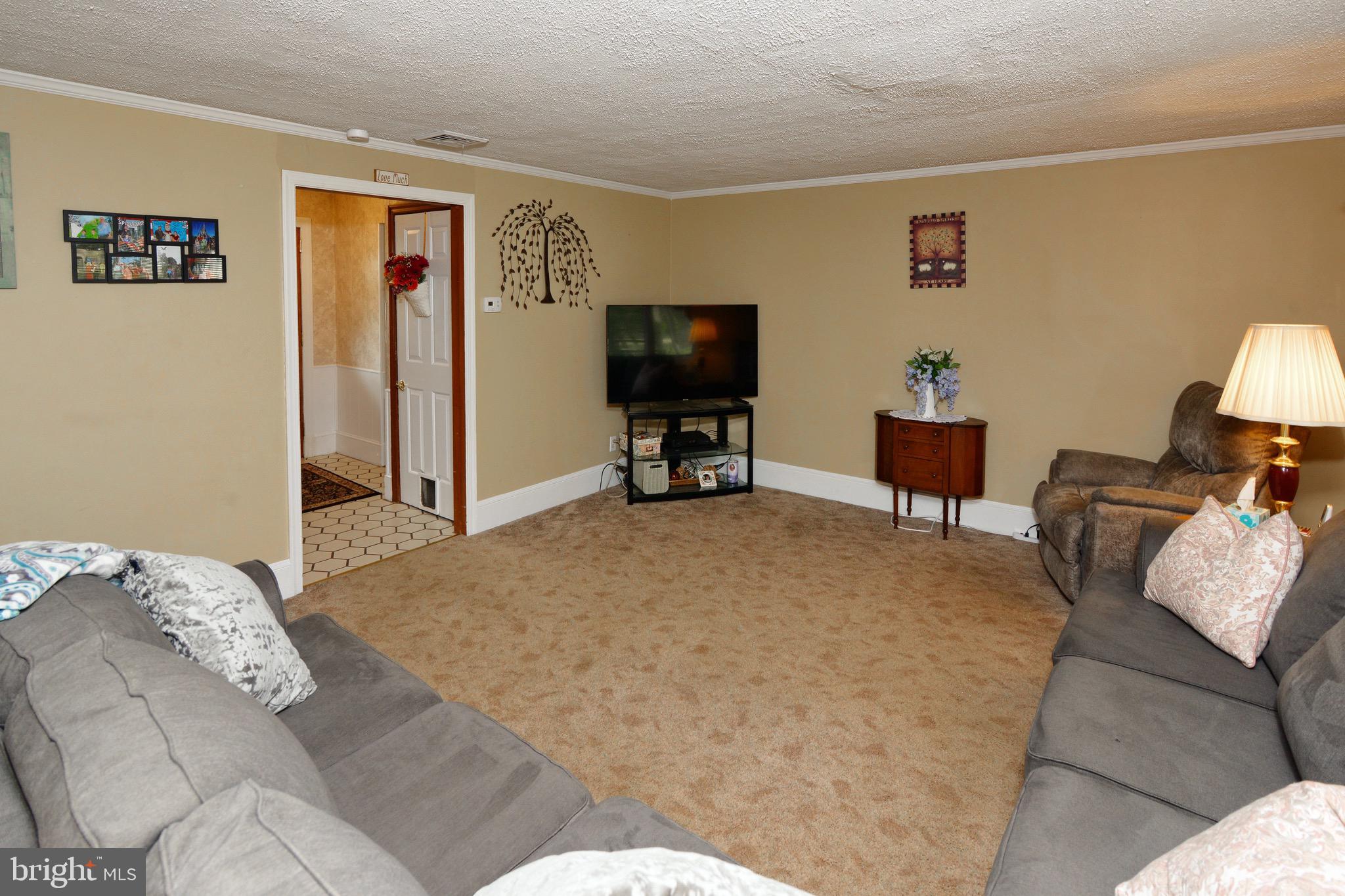 449 Landis Road Harleysville, PA 19438 - Photo 8 of 46 Gallery Image 8