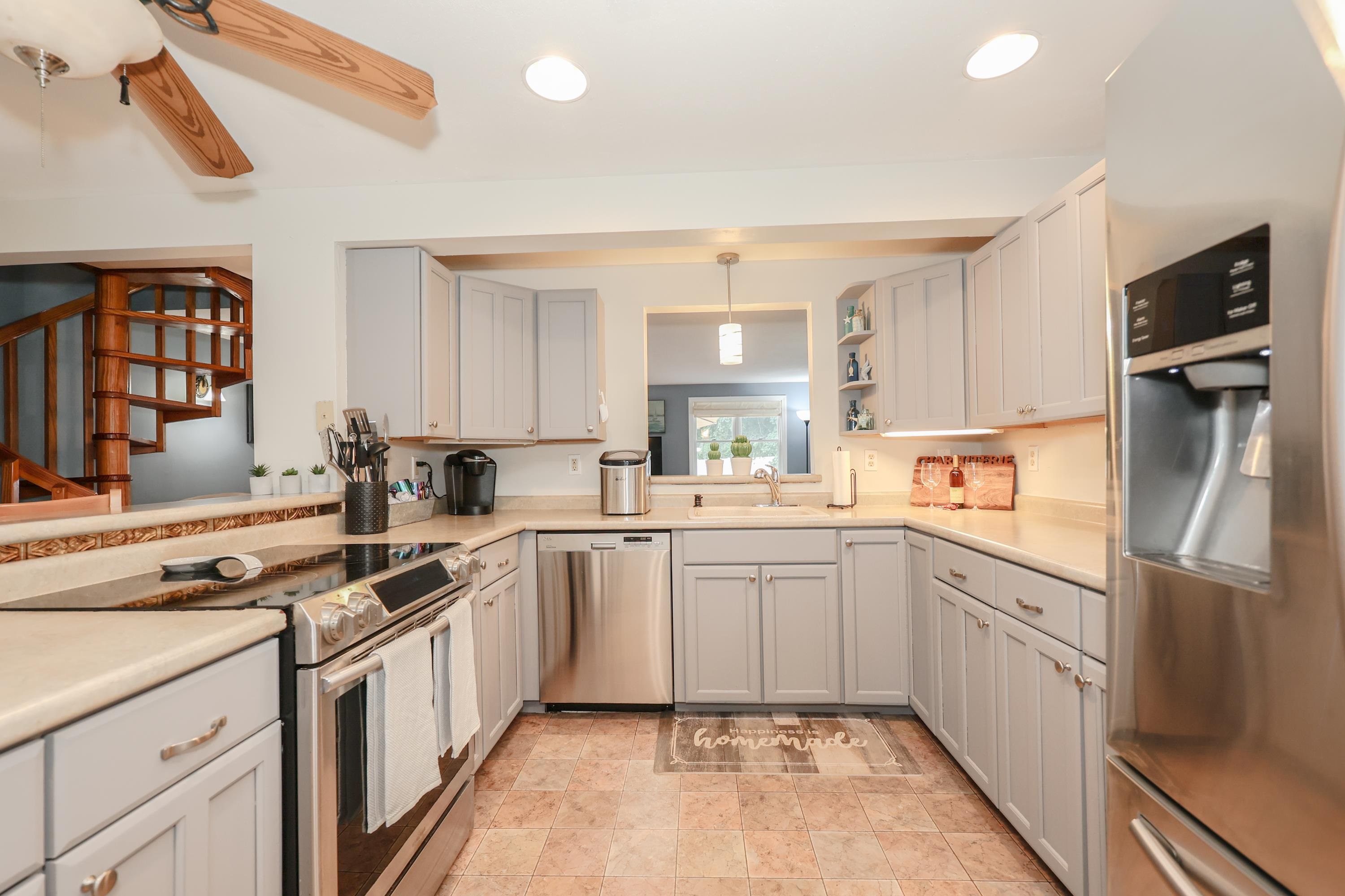 139 Little River Road Hampton, NH 03842 - Photo 6 of 38