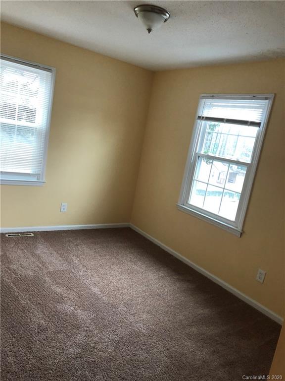 6915 Monroe Road Charlotte, NC 28212 - Photo 11 of 13