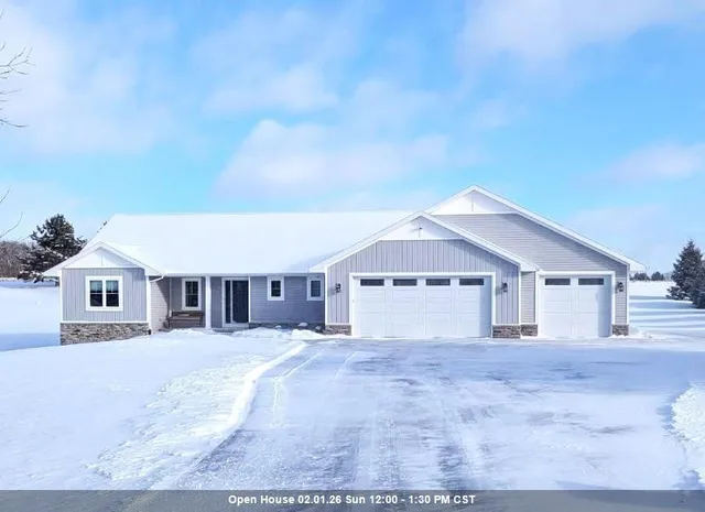 $564,900 | 848 Wildrose Lane, Sobieski, WI 54171