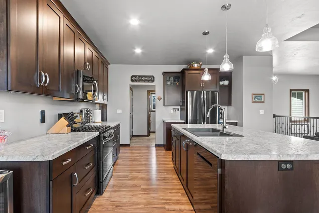 $569,900 | 848 Wildrose Lane, Sobieski, WI 54171