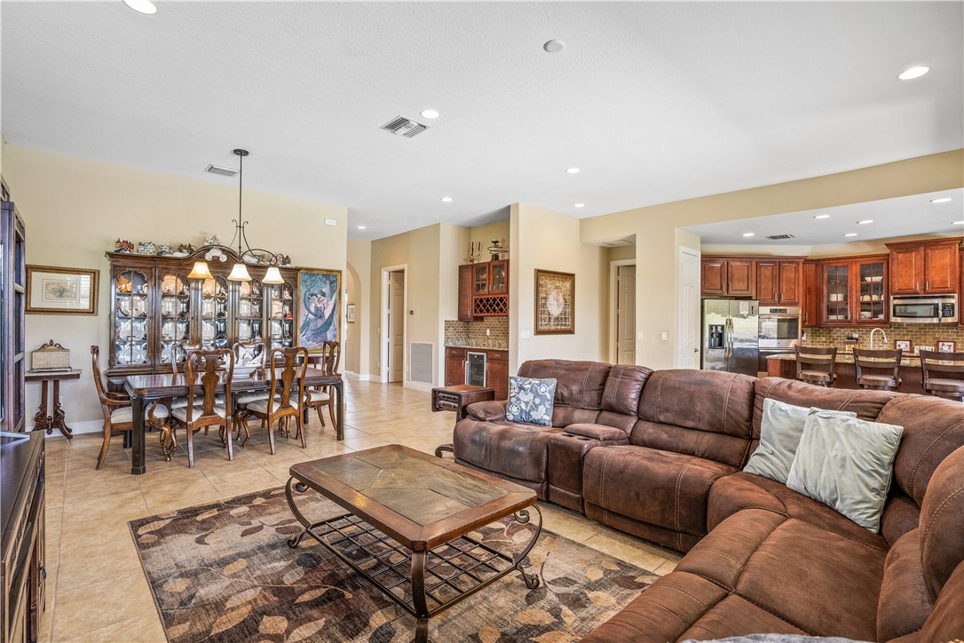 7621 Fieldstone Ranch Square Vero Beach, FL 32967 - Photo 11 of 36 Gallery Image 11