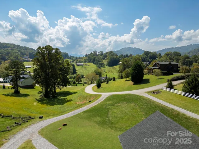 $890,000 | 100 Kinloch Lane, Clyde, NC 28721