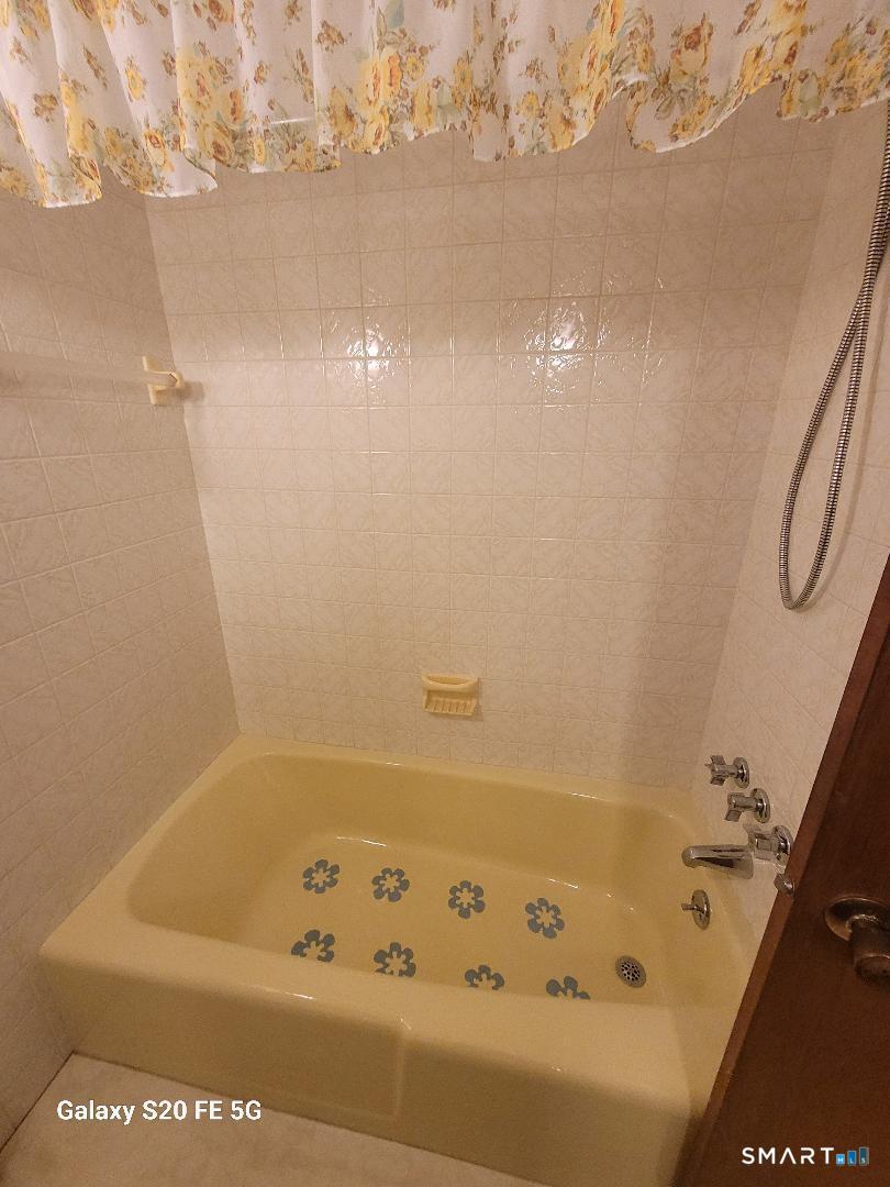 36 Park Road Colchester, CT 06415 - Photo 13 of 24 View of tub in Full Bathroom.