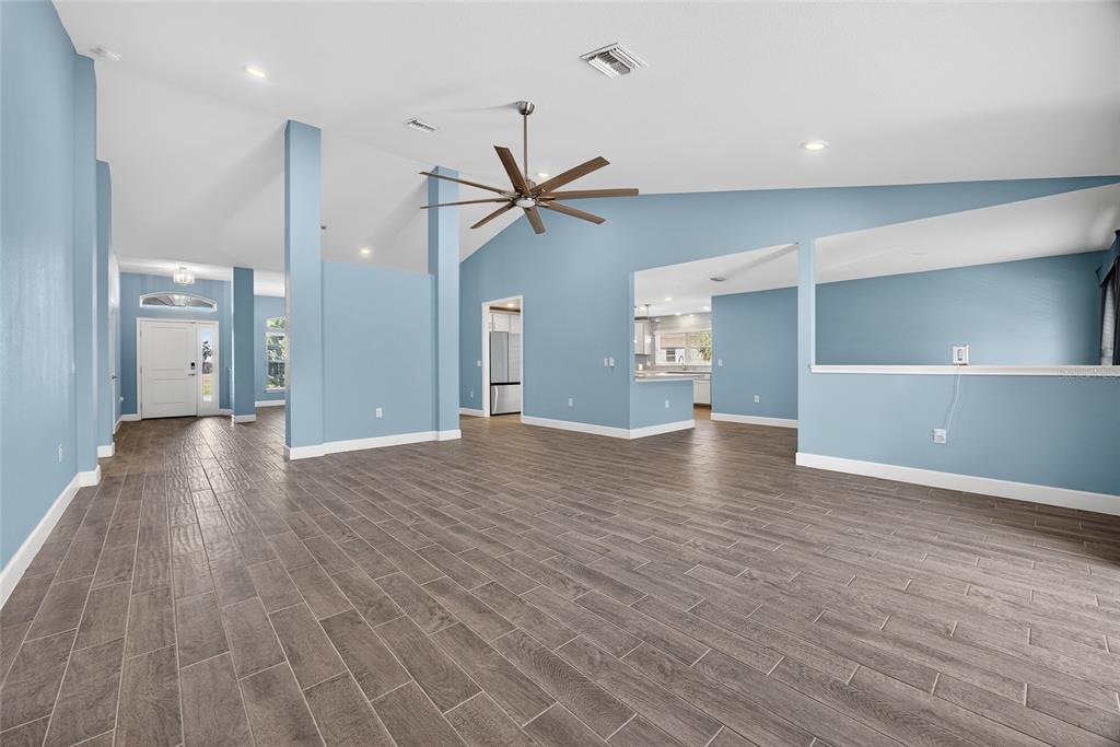 2248 Bonn Court Punta Gorda, FL 33983 - Photo 8 of 38