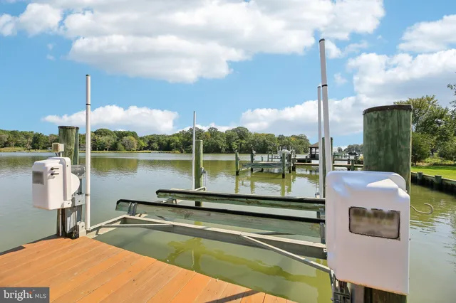 $1,100,000 | 5931 Flood Avenue, Deale, MD 20751