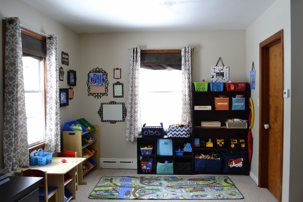 63 Whitins Road Sutton, MA 01590 - Photo 12 of 15 Gallery Image 12