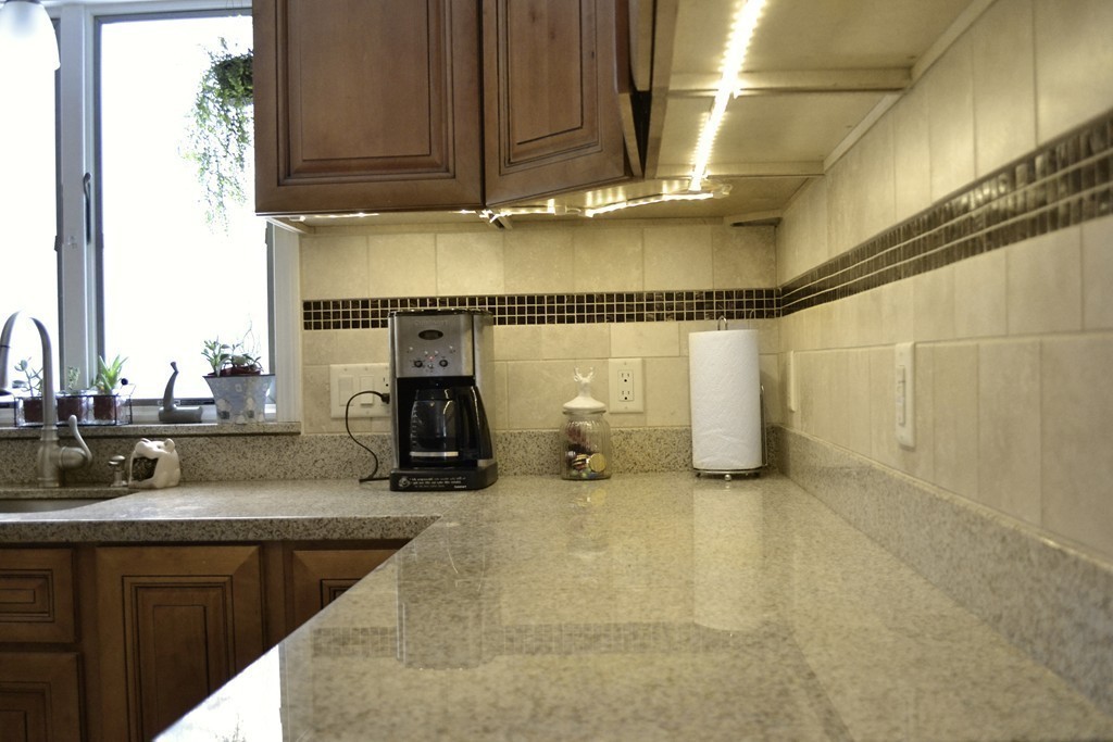63 Whitins Road Sutton, MA 01590 - Photo 6 of 15 Gallery Image 6