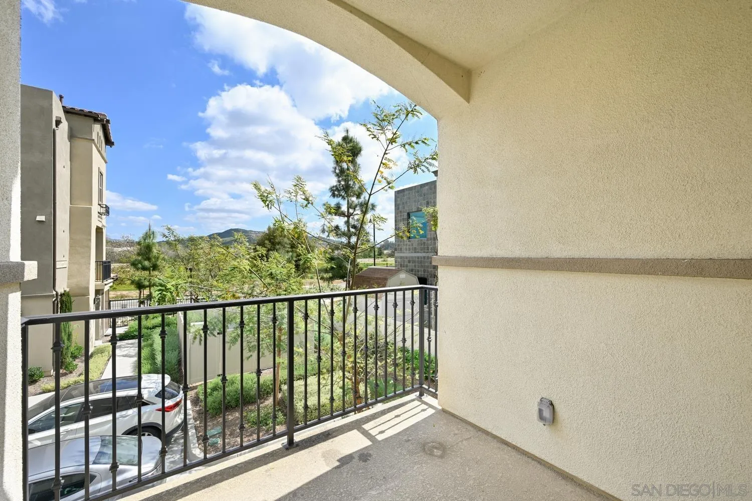 429 Lake Shore Way Santee, CA 92071 - Photo 5 of 26 a view of a balcony
