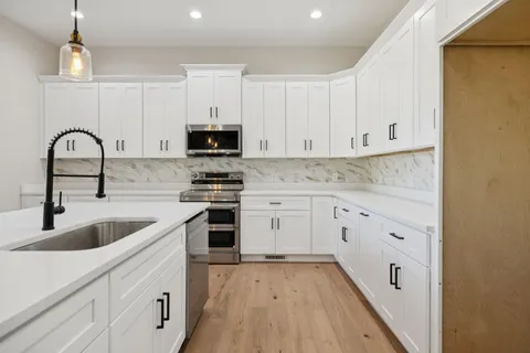 $577,500 | 115 White Tail Lane, Cleveland, TN 37312