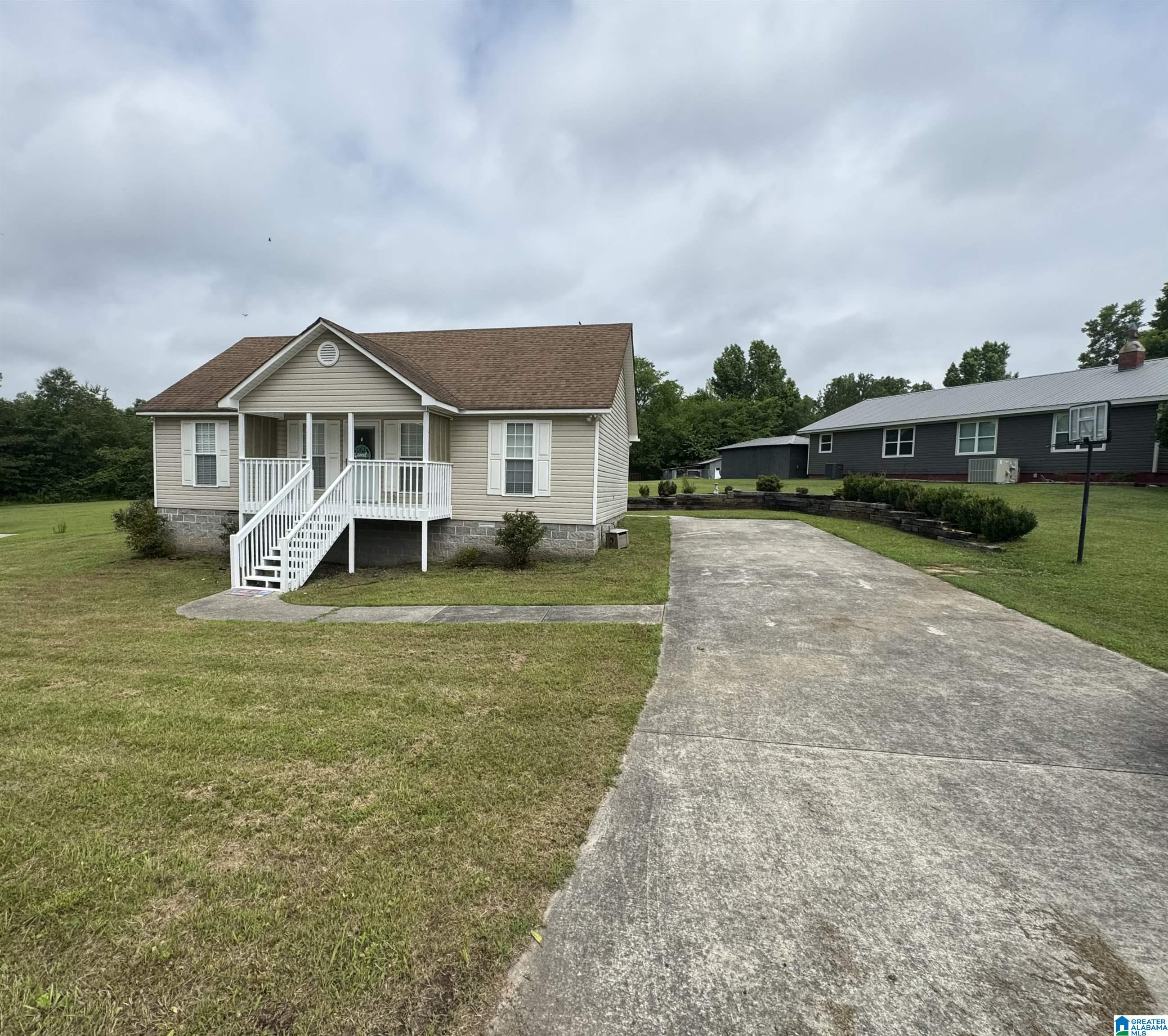 2029 Armstrong Loop Hayden, AL 35079 - Photo 34 of 36
