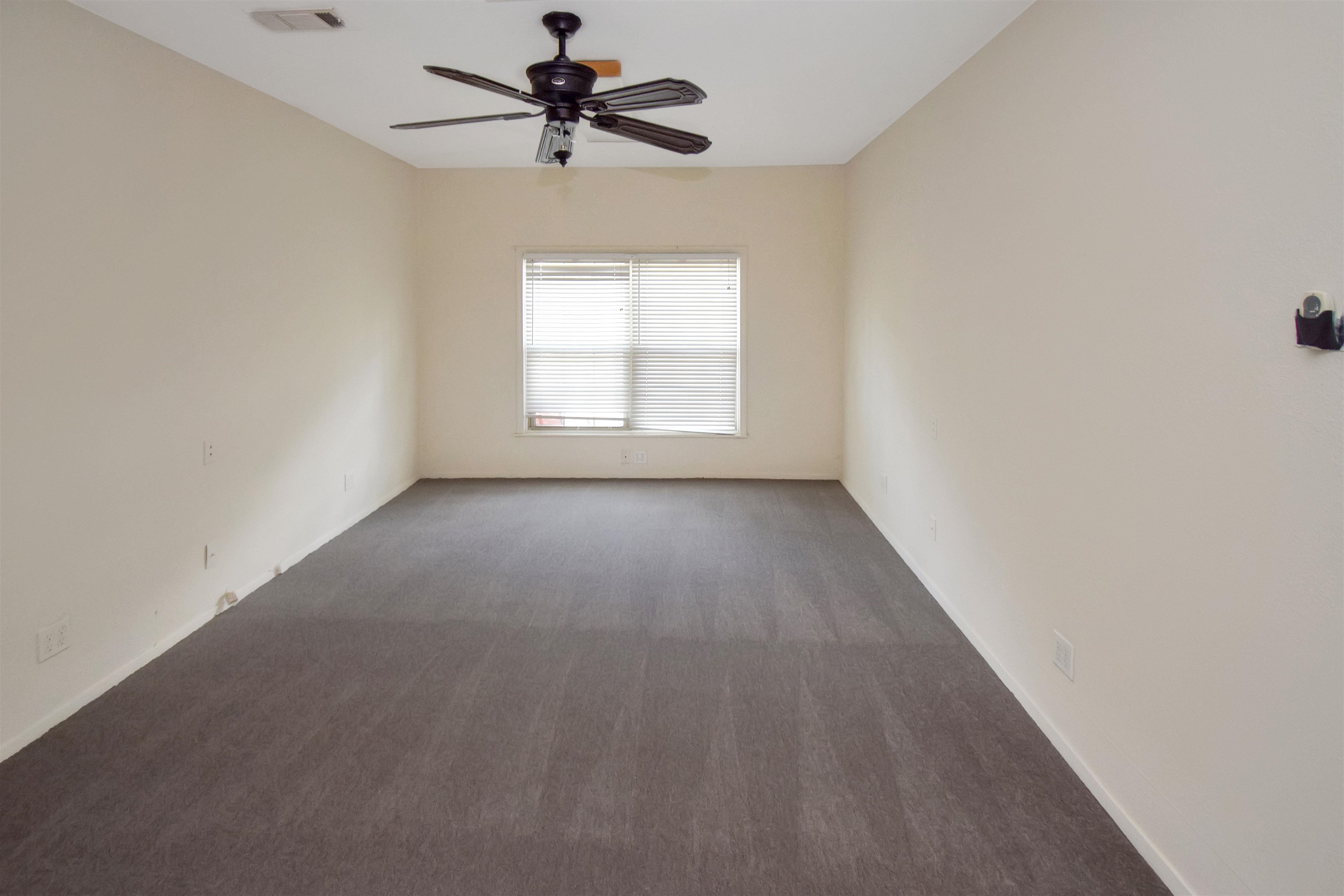 680 South 3rd Street Silsbee, TX 77656 - Photo 11 of 14