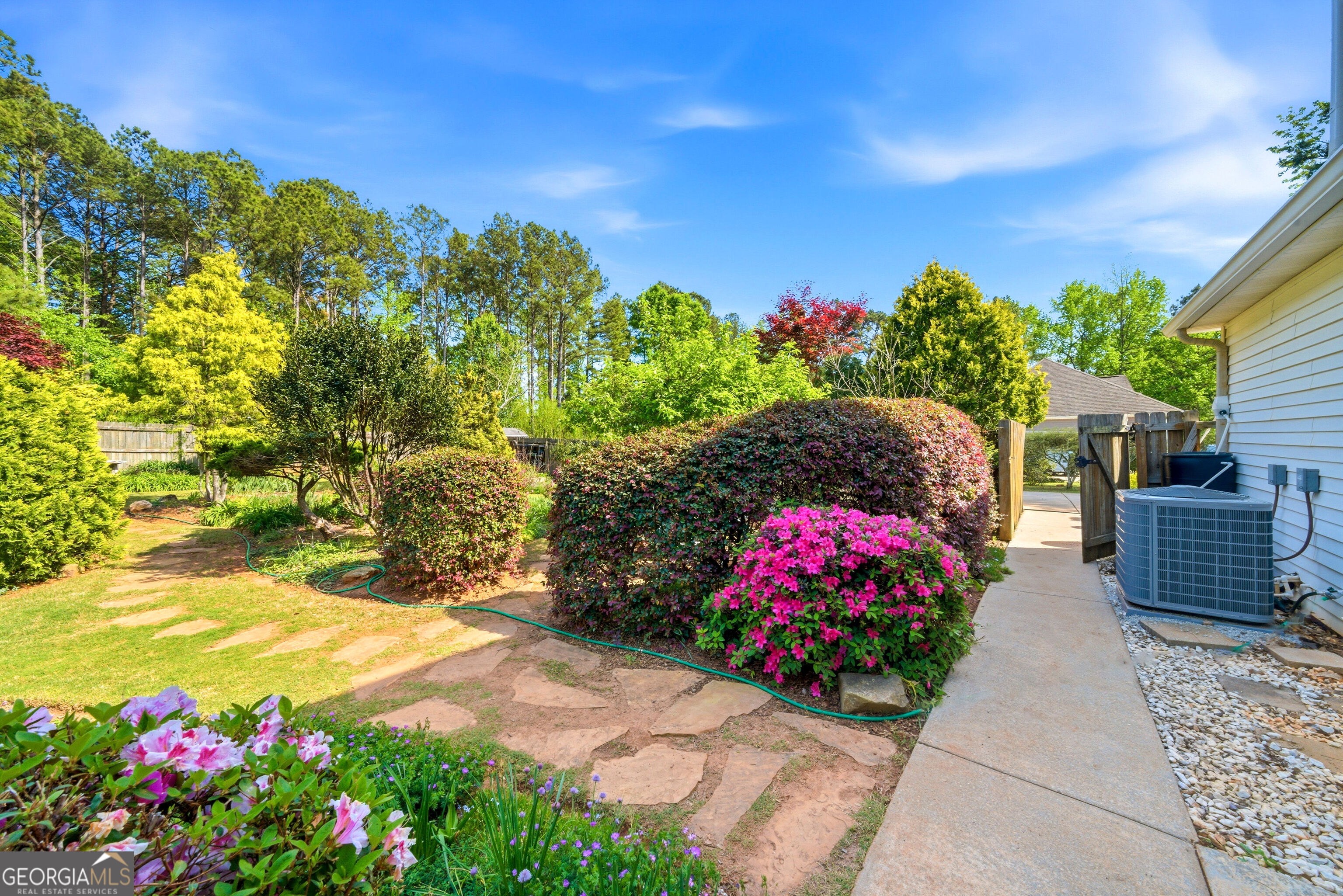 120 Shilling Way Newnan, GA 30263 - Photo 3 of 85