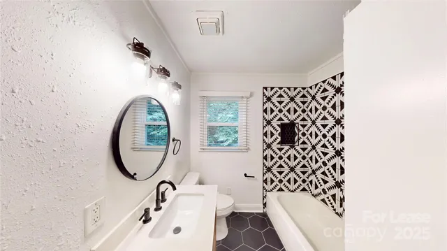 $2,250 | 3414 Bonneville Drive, Charlotte, NC 28205