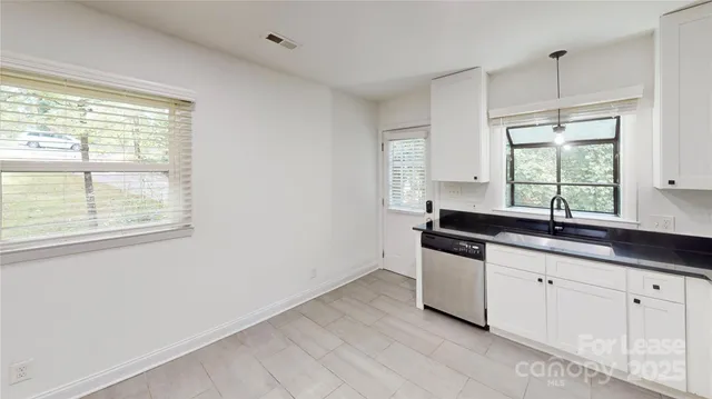 $2,250 | 3414 Bonneville Drive, Charlotte, NC 28205