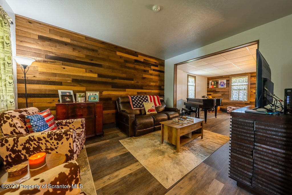 517 Moosic Road Old Forge, PA 18518 - Photo 11 of 42 Gallery Image 11