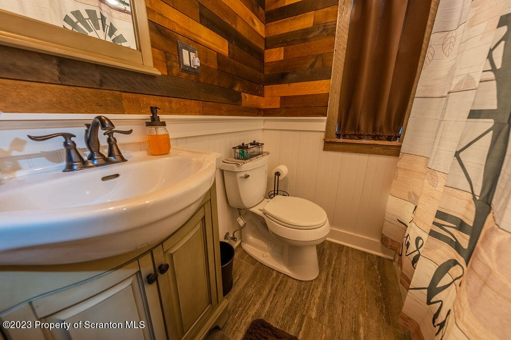 517 Moosic Road Old Forge, PA 18518 - Photo 21 of 42 Gallery Image 21