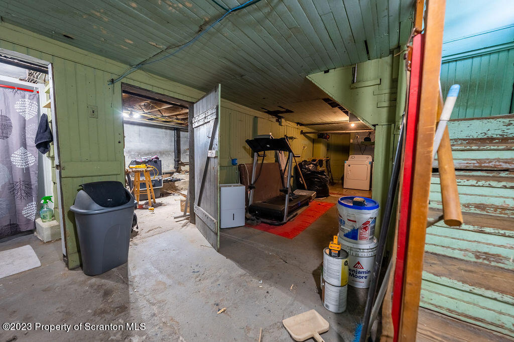 517 Moosic Road Old Forge, PA 18518 - Photo 28 of 42 Gallery Image 28