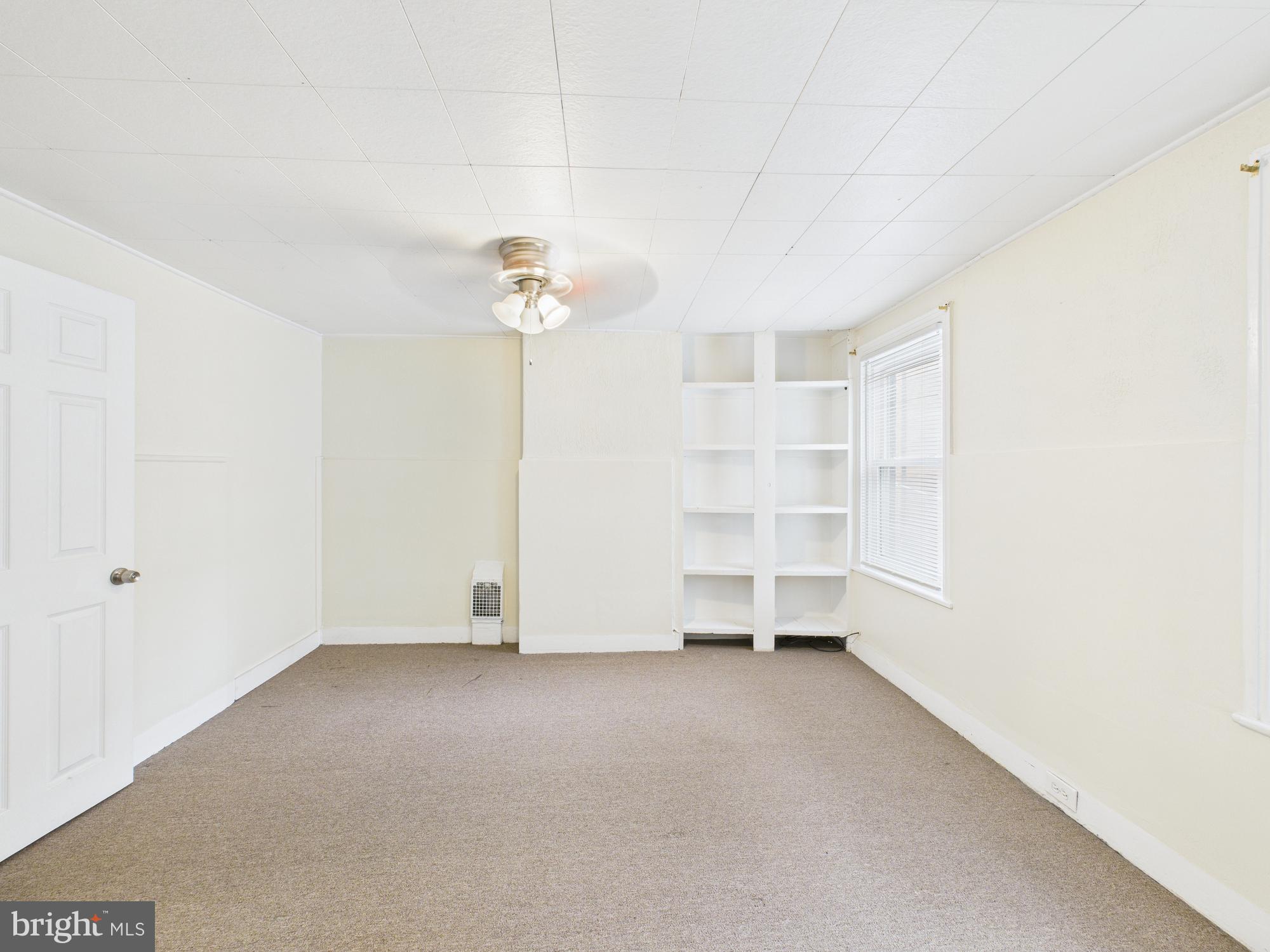 1825 Carlton Street Philadelphia, PA 19103 - Photo 22 of 28 an empty room with a empty space