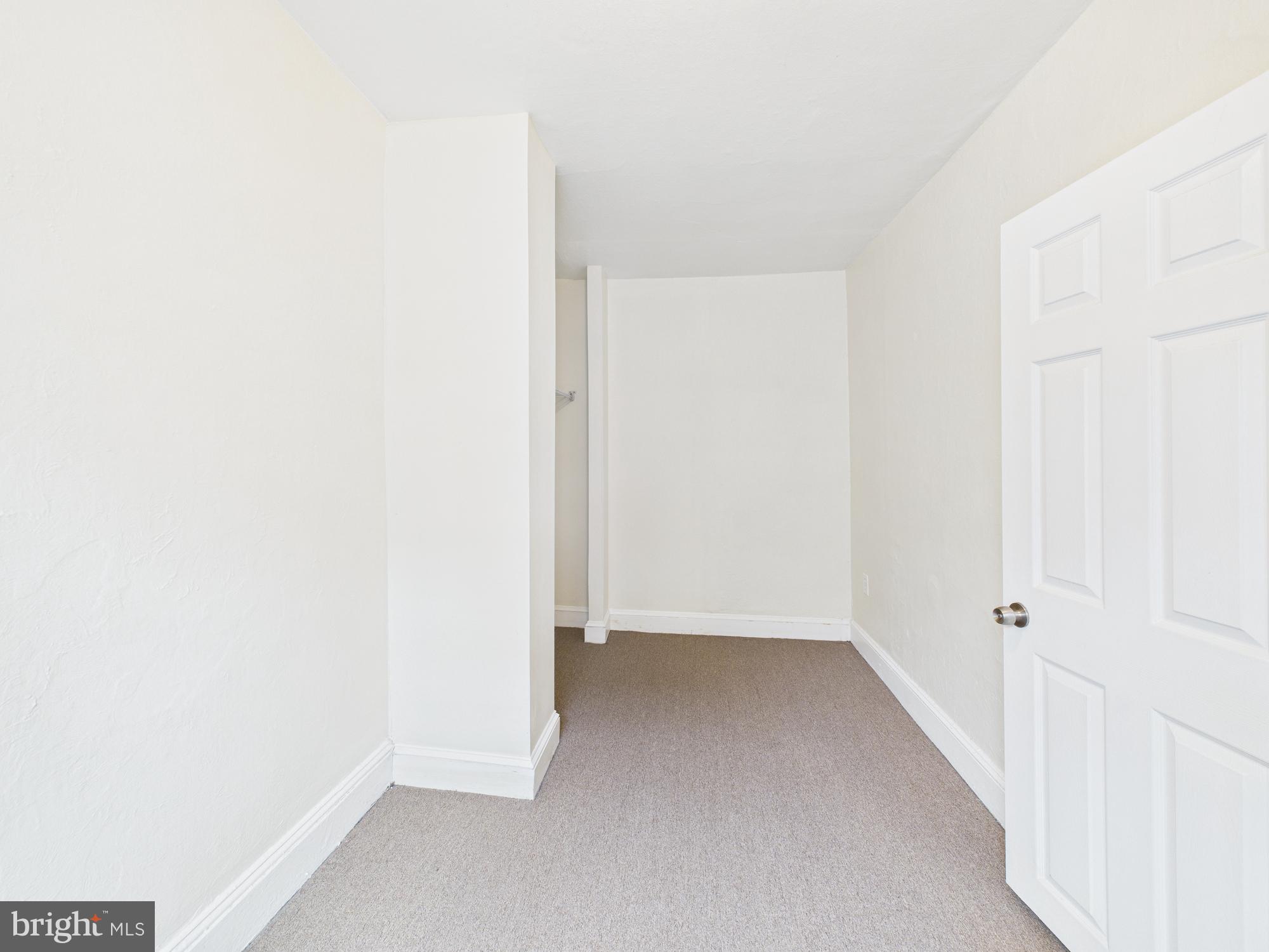 1825 Carlton Street Philadelphia, PA 19103 - Photo 8 of 28 a view of room