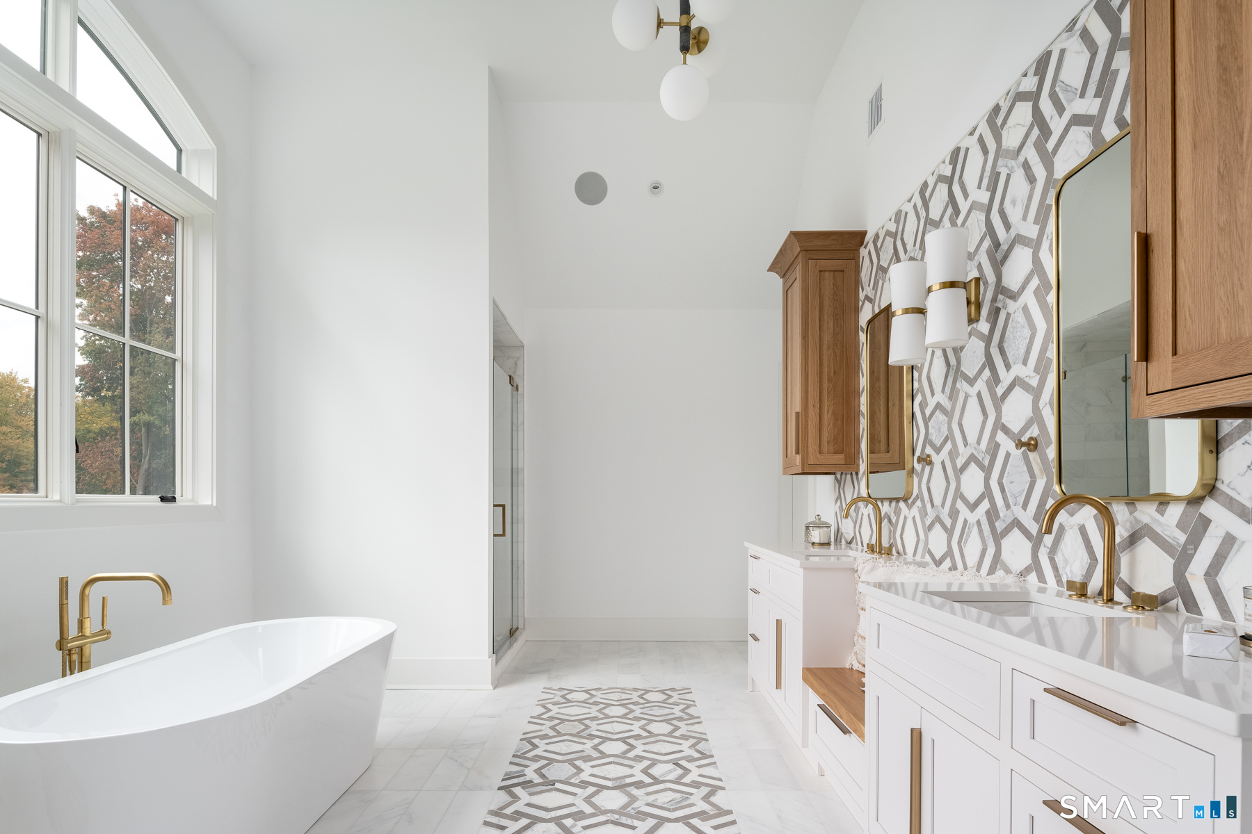 460 Middlesex Road Darien, CT 06820 - Photo 22 of 30 Barrel Ceiling Primary Bathroom
